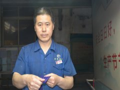 李西洪:受獎工匠話敬業(yè)