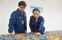 李續續:每年花型設計超570個